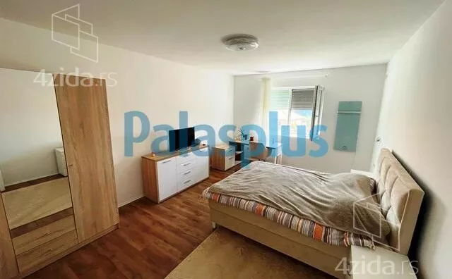 4-etažna kuća | 4zida