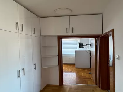 Eduarda Rusijana 44 | 4zida.rs