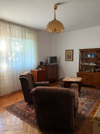 Braće Jerkovića 105 | 4zida.rs