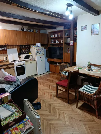 Gradske lokacije | 4zida.rs