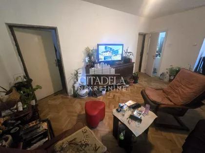 Tuzlanska | 4zida.rs