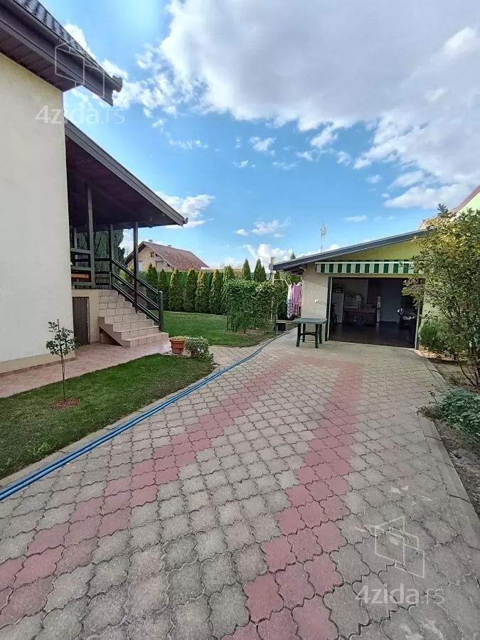 Kuća | 4zida