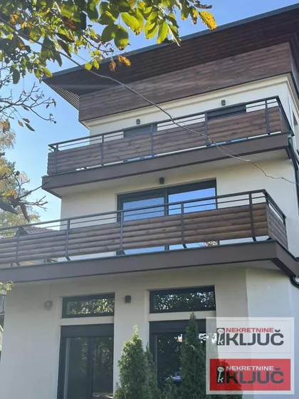 Sremska Kamenica | 4zida.rs