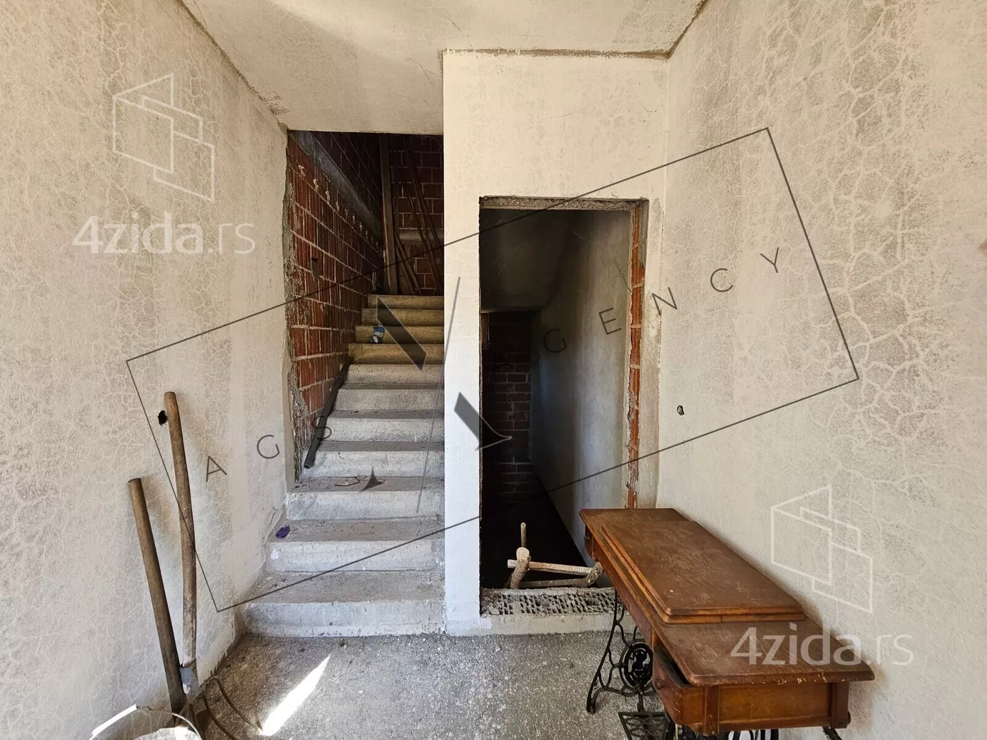 3-etažna kuća | 4zida
