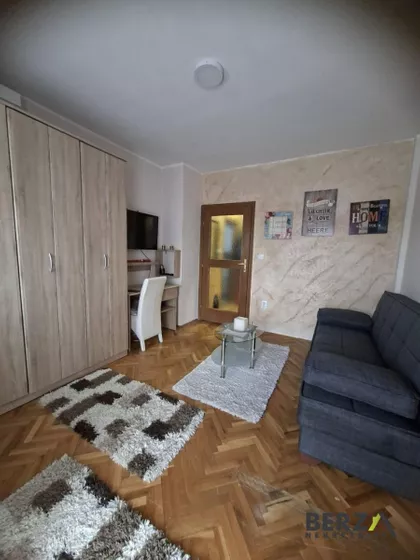 Novi Sad - Centar | 4zida.rs