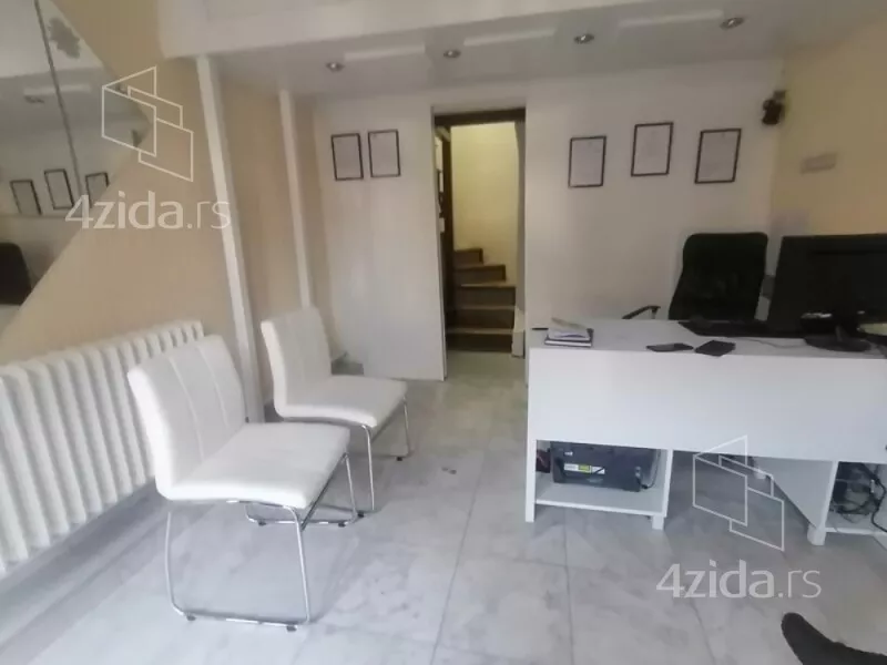 Lokal | 4zida