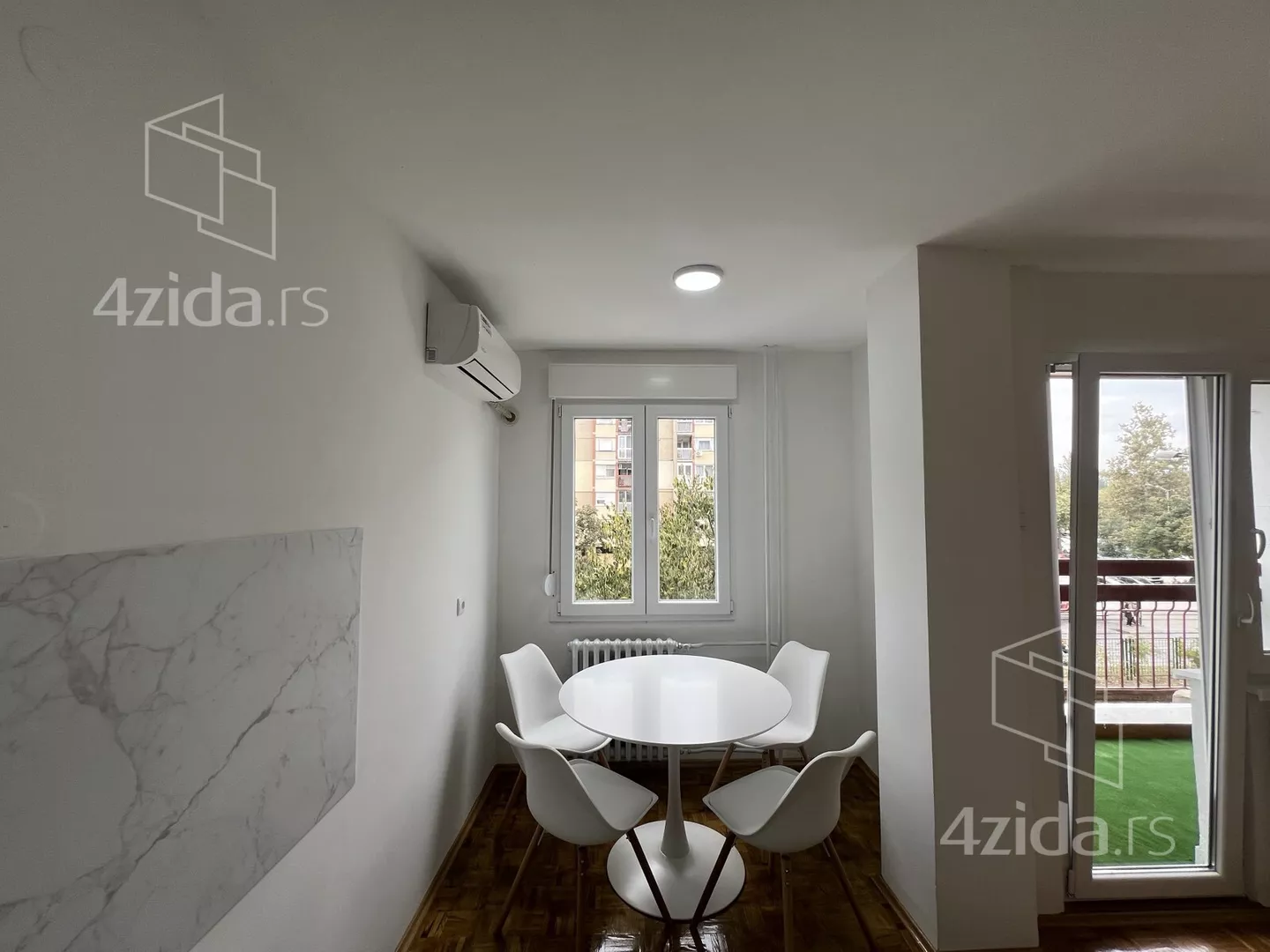 Dvoiposoban stan | 4zida