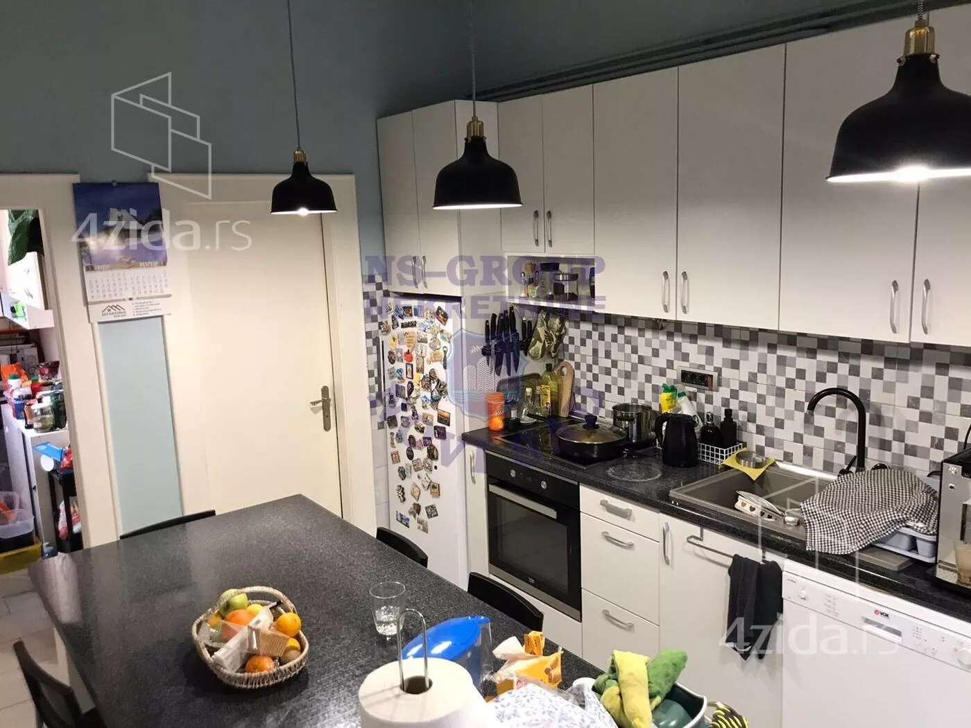 Četvoroiposoban stan | 4zida