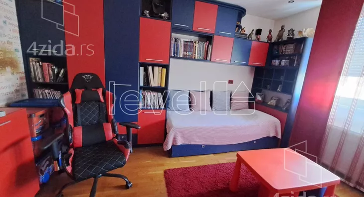 Petosoban stan | 4zida