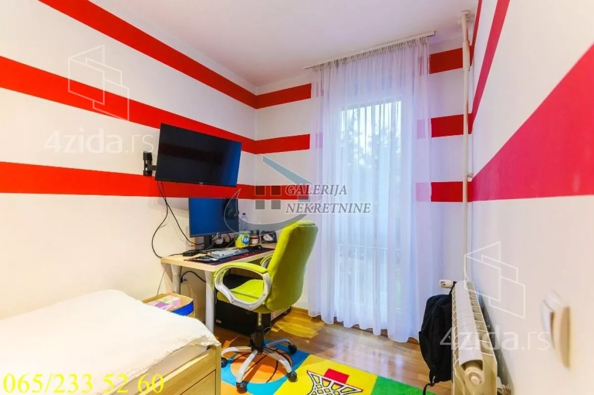 Troiposoban stan | 4zida