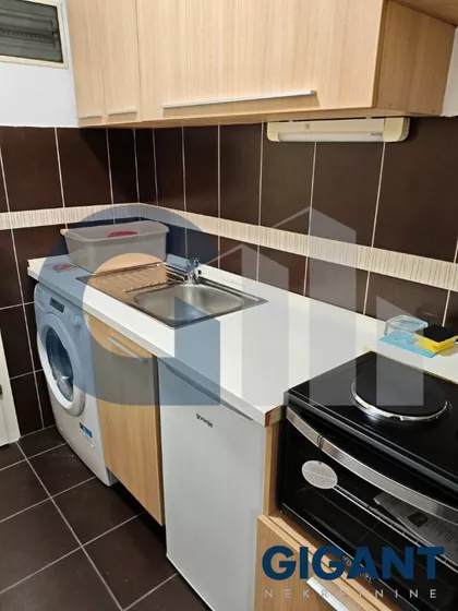 Pariske komune | 4zida.rs