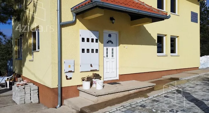 Ugostiteljski objekat | 4zida