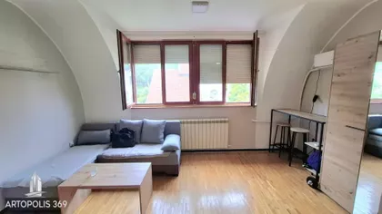 Kneževac | 4zida.rs
