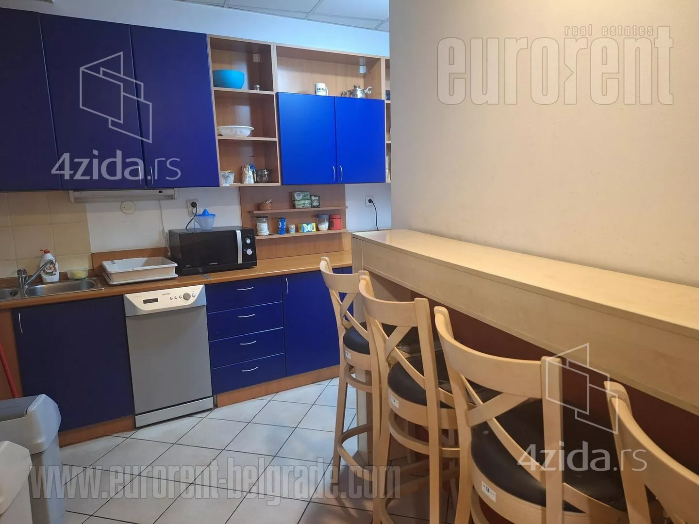 Poslovni prostor | 4zida