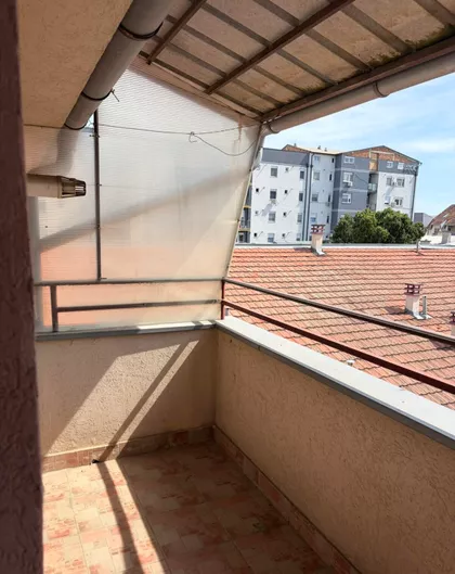 Jug Bogdana 3 | 4zida.rs