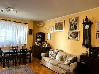 Učiteljsko Naselje | 4zida.rs