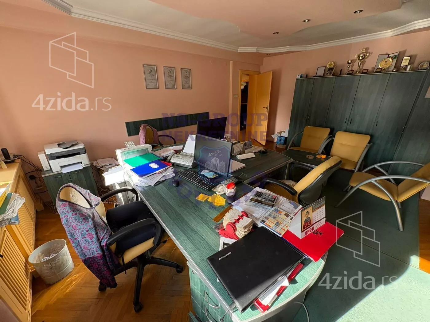 Poslovni prostor | 4zida