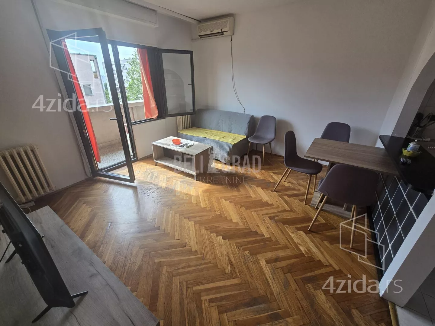 Jednoiposoban stan | 4zida