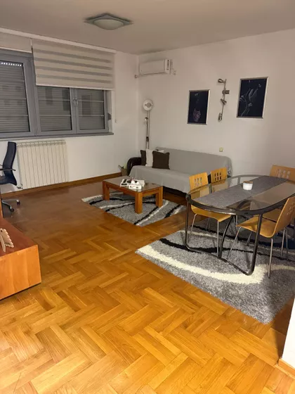 Držićeva 15 | 4zida.rs