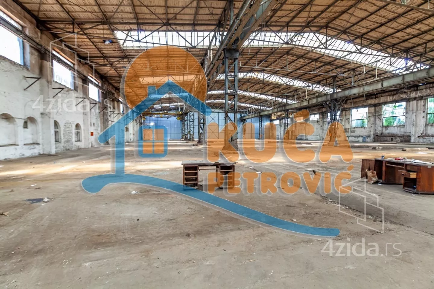 Lokal | 4zida