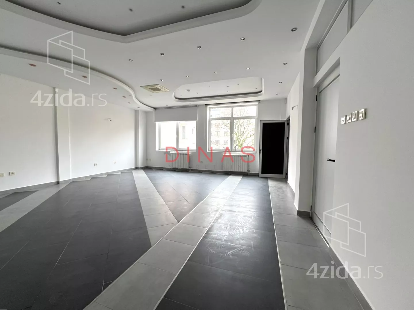 Poslovni prostor | 4zida