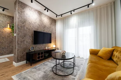 Luke Sučića | 4zida.rs