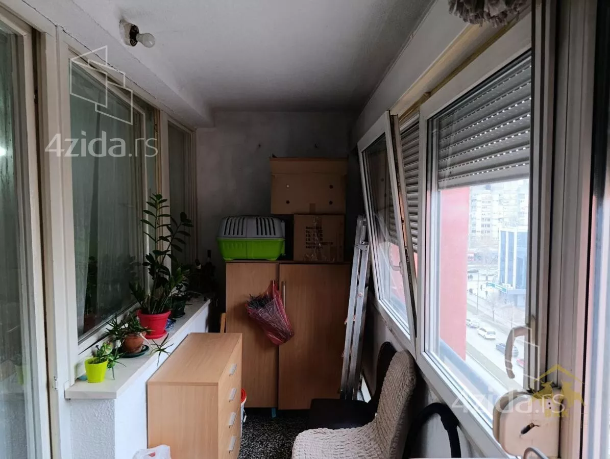 Troiposoban stan | 4zida