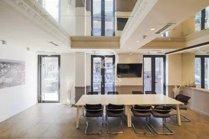 Strahinjića Bana bb | 4zida.rs