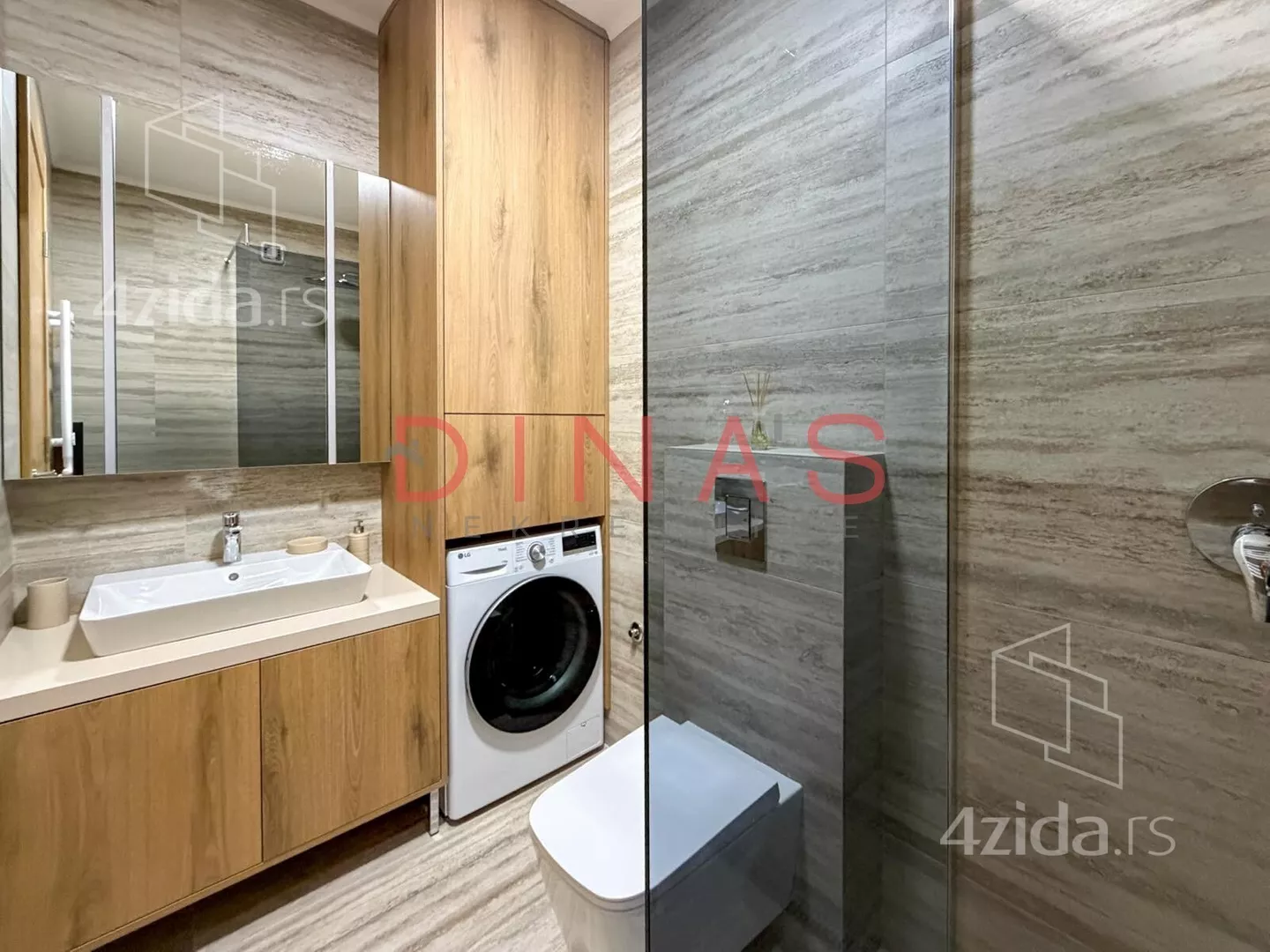 Dvoiposoban stan | 4zida