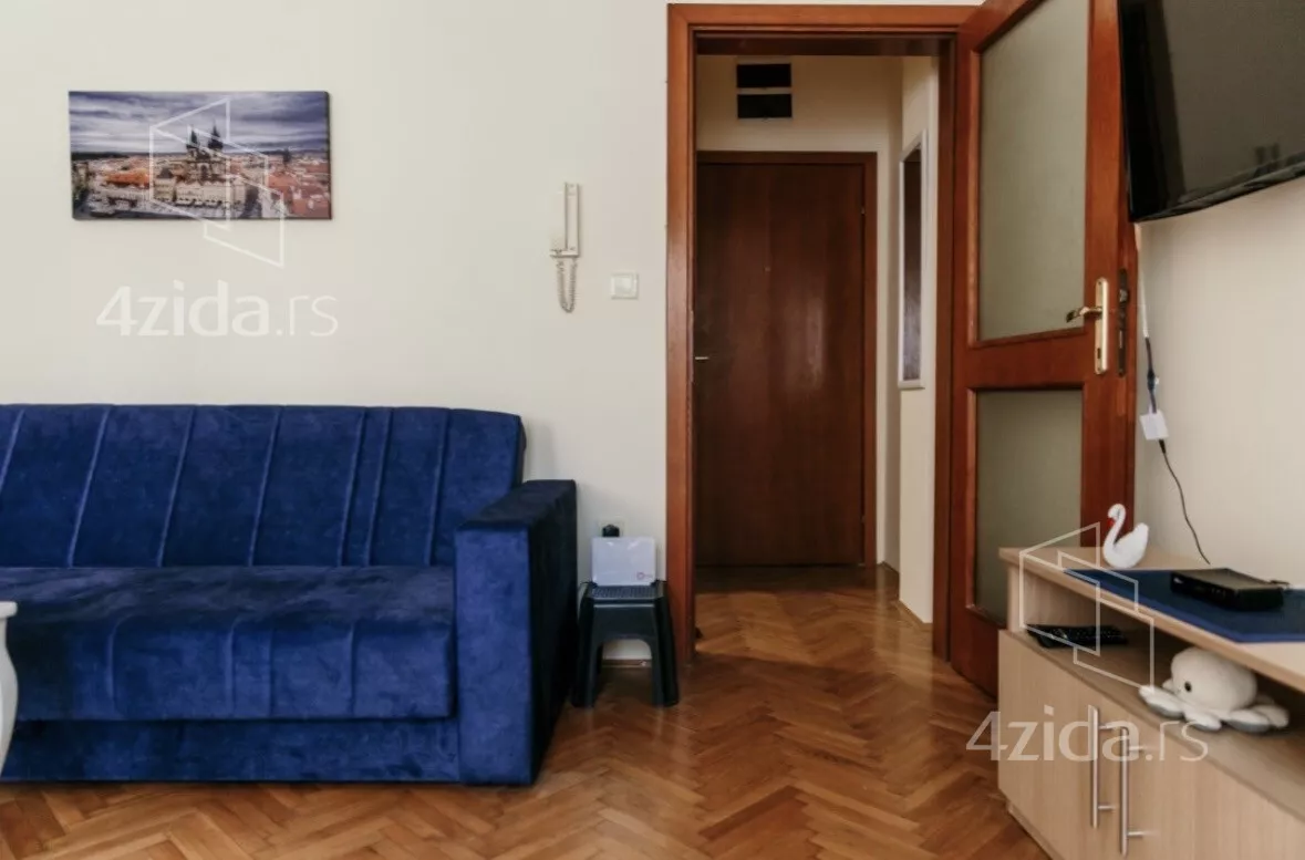 Garsonjera | 4zida