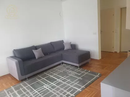 Banatić | 4zida.rs