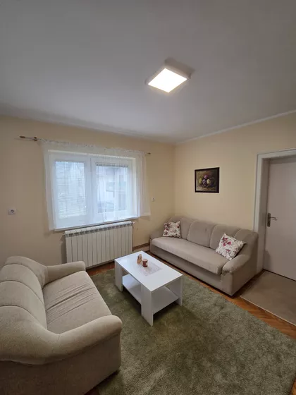 Nemanjina | 4zida.rs