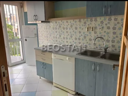 Kapetan Mišina | 4zida.rs