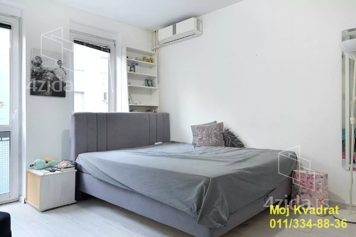 Četvoroiposoban stan | 4zida