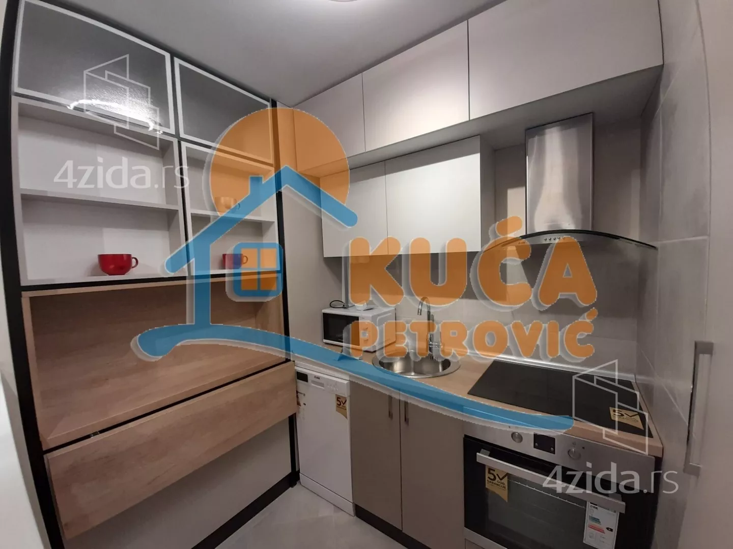 Jednoiposoban stan | 4zida