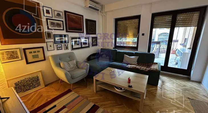 Troiposoban stan | 4zida