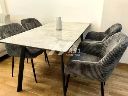 Rumenački put | 4zida.rs