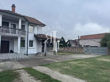 Kolonija Zmaj | 4zida.rs