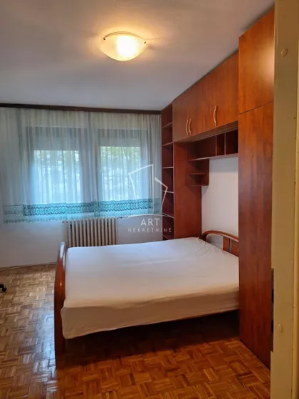 Radnička | 4zida.rs