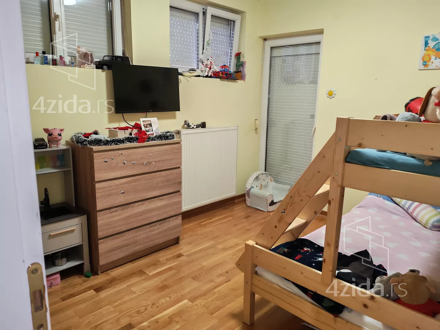 Četvorosoban stan | 4zida