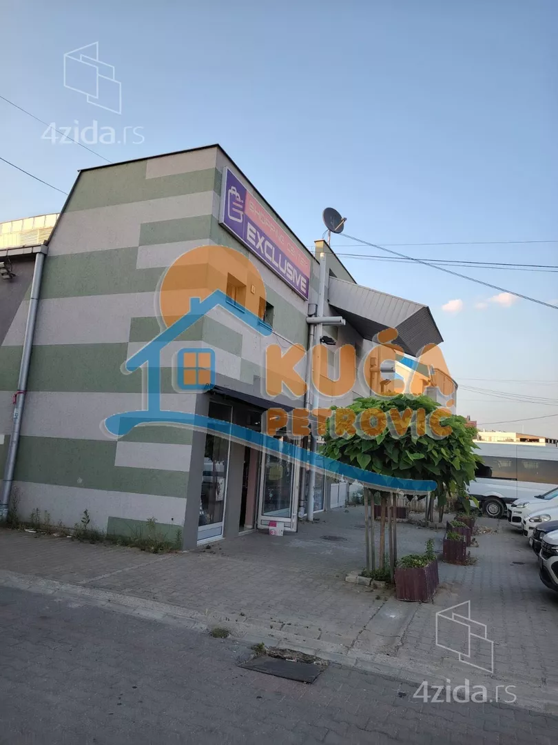 Lokal | 4zida
