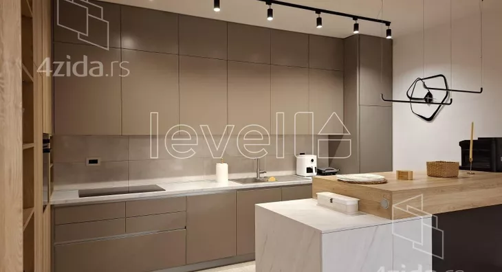 Četvoroiposoban stan | 4zida