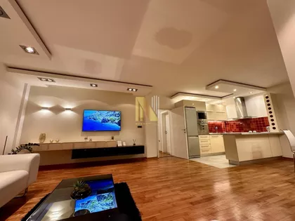 Lipov Gaj | 4zida.rs