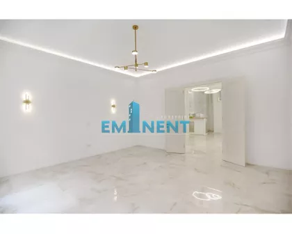 Gospodar Jevremova | 4zida.rs