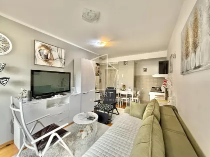 Miladina Pećinara | 4zida.rs