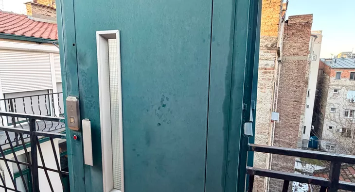 Petoiposoban stan | 4zida