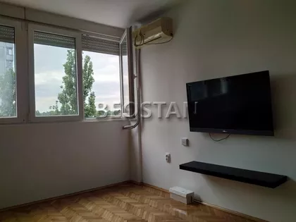 Otona Zupancica | 4zida.rs