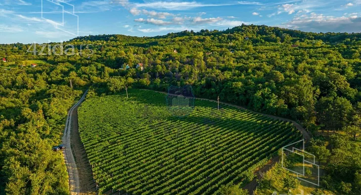 Poljoprivredno zemljište | 4zida