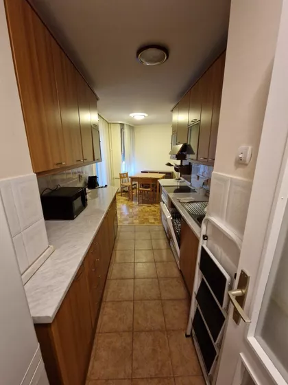 Crveni Krst Vračar | 4zida.rs