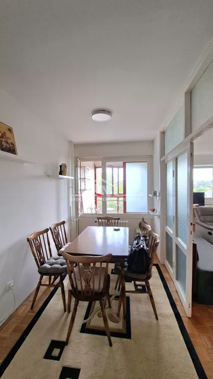 Saše Simeunovića | 4zida.rs